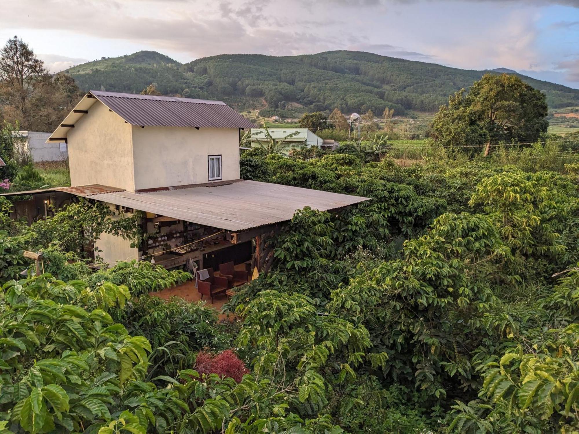 Ivy Coffee Farm - Garden House Apartment Duc Trong Luaran gambar